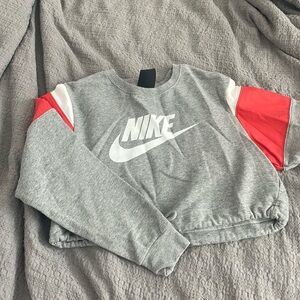 nike cropped sweater